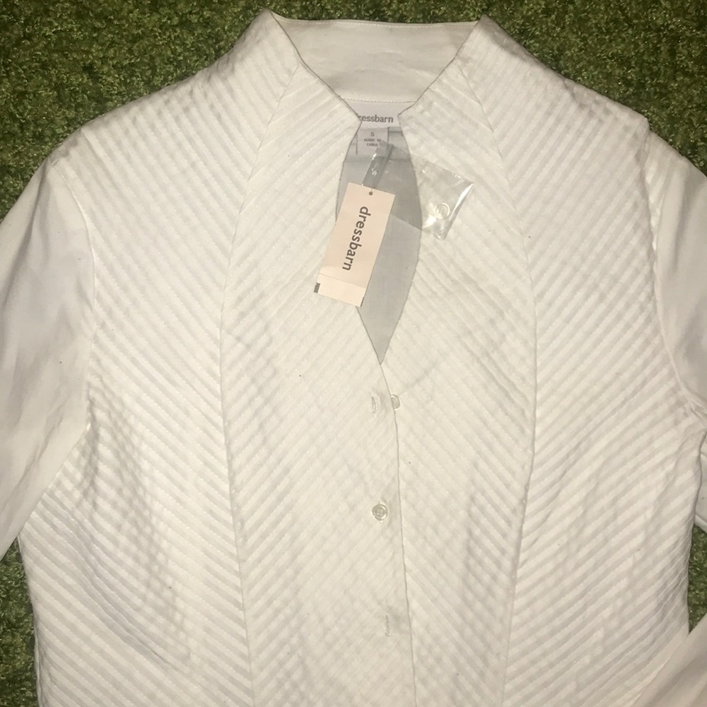 White Chevron Pattern Button Down Blouse